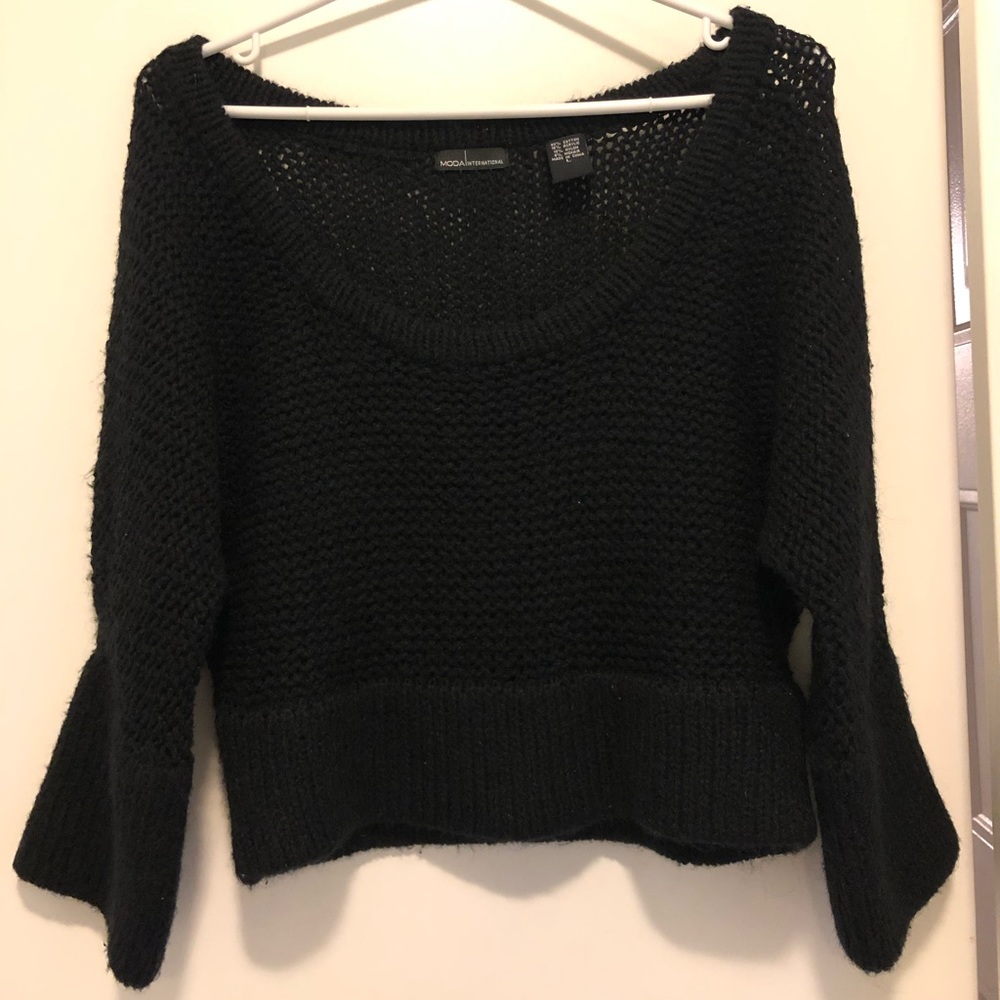 CROPPED KNIT SWEATER